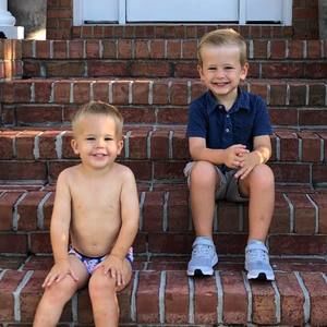 Meet your Posher, Dana